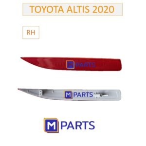 ทับทิมกันชนหลัง โตโยต้า อัลติส  TOYOTA ALTIS ปี 2020 แบบยาว ข้างขวา(คนขับ)
